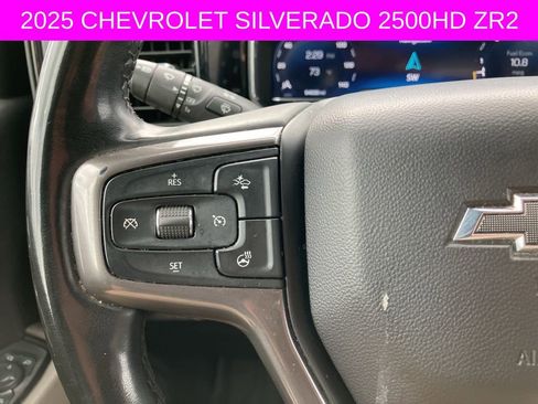 Used 2025 Chevrolet Silverado 2500 ZR2 w/ Technology Package image 28