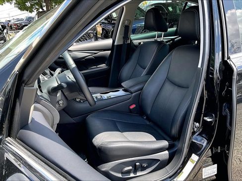 Used 2023 INFINITI Q50 Luxe w/ Cargo Package RWD image 34