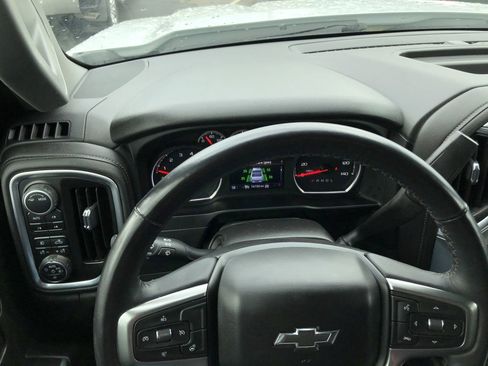 Used 2022 Chevrolet Silverado 1500 RST image 18