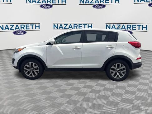 Used 2016 Kia Sportage LX AWD/4WD image 4