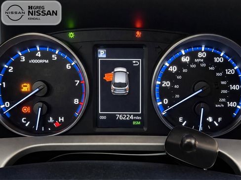 Used 2018 Toyota RAV4 XLE FWD image 11