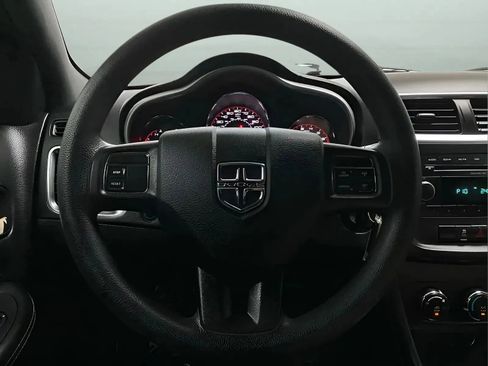 Used 2011 Dodge Avenger Express FWD image 17