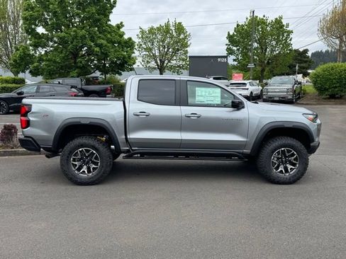 New 2026 Chevrolet Colorado ZR2 w/ Technology Package AWD/4WD image 8