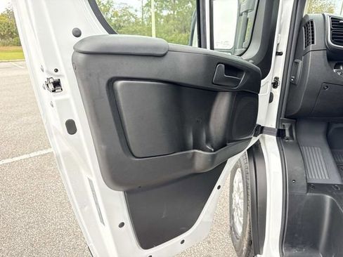 New 2025 RAM ProMaster 3500 w/ Quick Order Package 22G SLT image 19