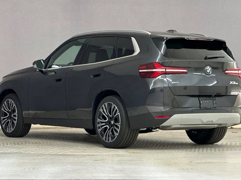 New 2026 BMW X3 xDrive30 w/ Premium Package image 3