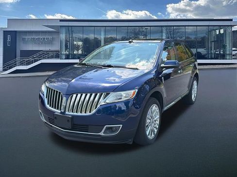 Used 2011 Lincoln MKX 2WD w/ 102A Rapid Spec Order Code image 3