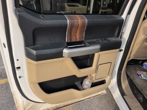 Used 2016 Ford F150 Lariat w/ Equipment Group 502A Luxury image 18