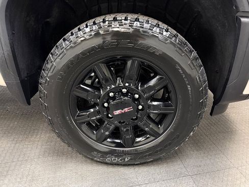New 2026 GMC Sierra 2500 AT4 image 13