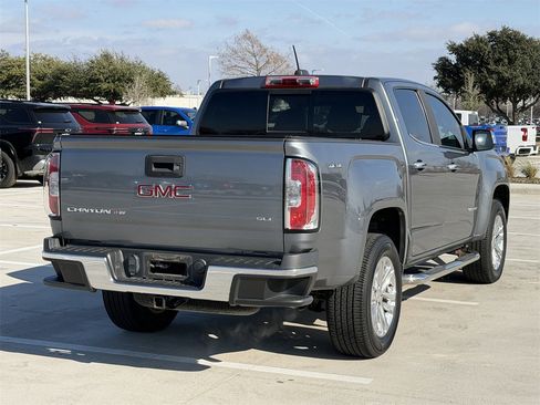 Used 2018 GMC Canyon SLT w/ Driver Alert Package image 4