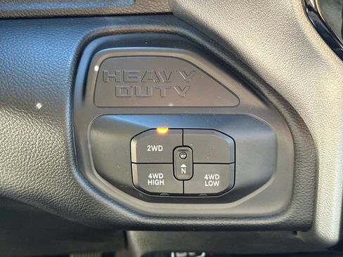 Used 2025 RAM 3500 Limited w/ Towing Technology Group AWD/4WD image 35