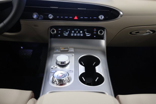 New 2027 Genesis GV70 2.5T Select AWD/4WD image 36