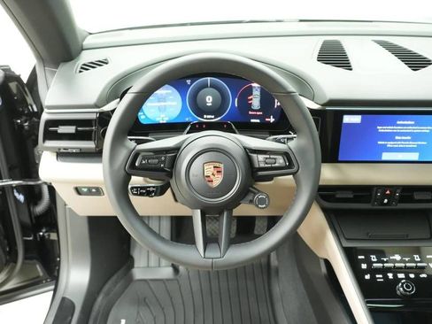 New 2026 Porsche Macan 4 Electric AWD/4WD image 13