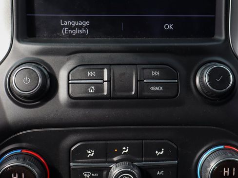 Used 2019 Chevrolet Silverado 1500 LT Trail Boss image 39