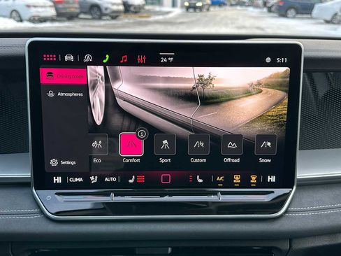 New 2026 Volkswagen Tiguan SE image 28