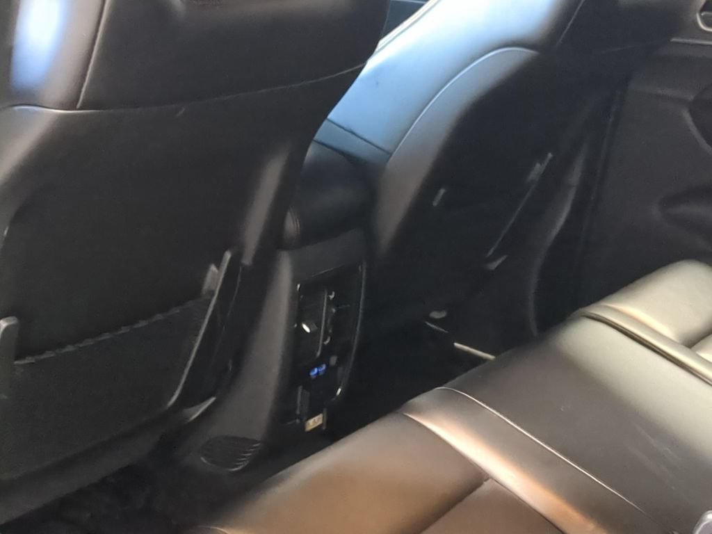 Used 2019 Jeep Grand Cherokee Limited AWD/4WD image 22