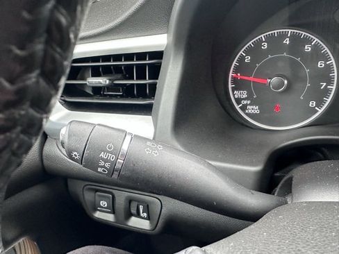 Used 2019 GMC Acadia SLE image 20