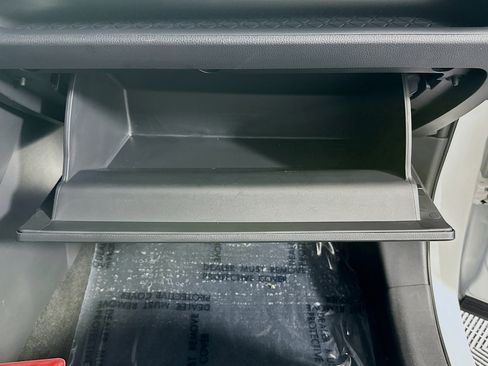 Used 2025 Toyota RAV4 Woodland Edition image 32