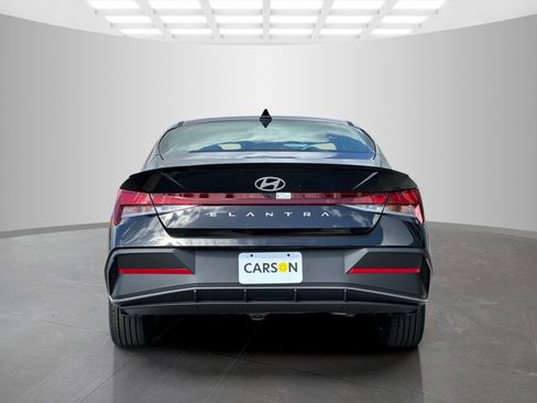New 2025 Hyundai Elantra Sport image 5