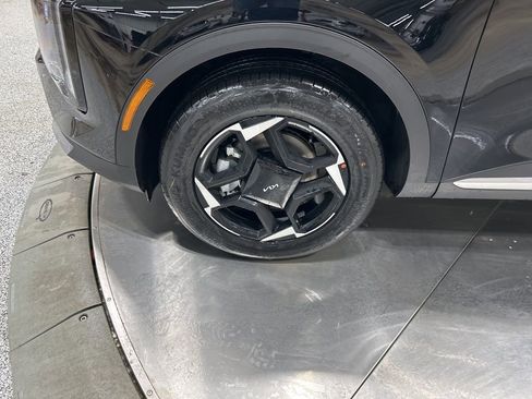 New 2026 Kia Sportage EX image 30