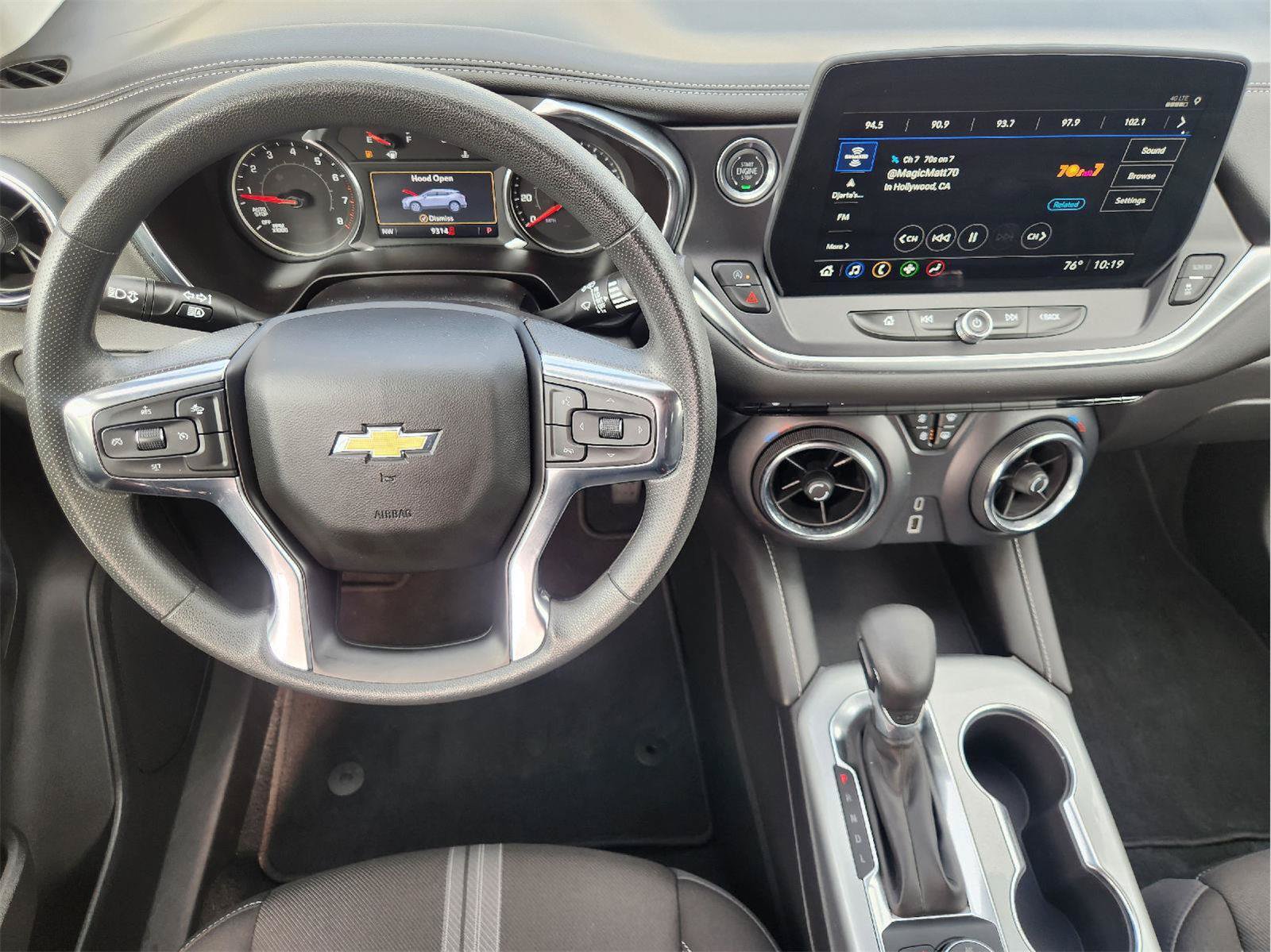 Used 2026 Chevrolet Blazer LT FWD image 27