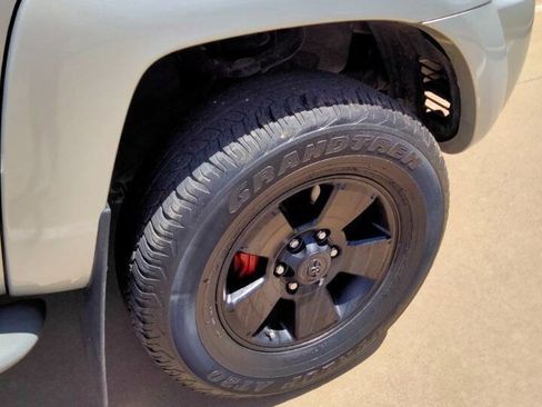 Used 2011 Toyota Tacoma PreRunner w/ TRD Sport Pkg image 25