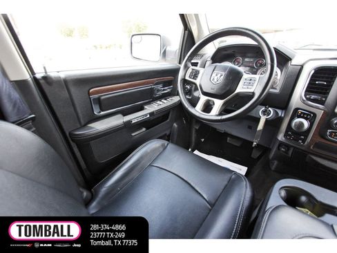 Used 2017 RAM 1500 Laramie AWD/4WD image 9