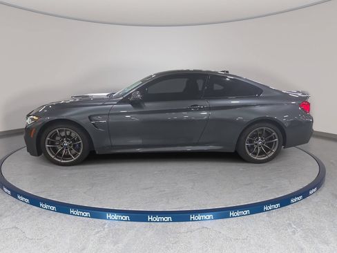 Used 2018 BMW M4 Coupe RWD image 9