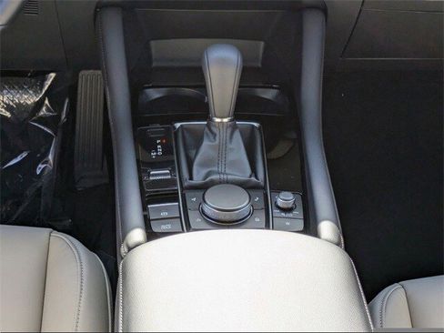 Used 2025 MAZDA MAZDA3 s image 28