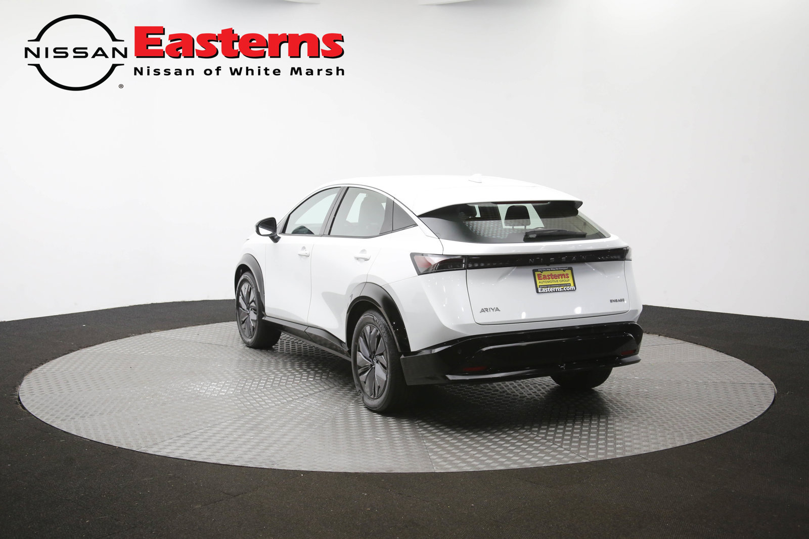 Used 2024 Nissan Ariya FWD image 40