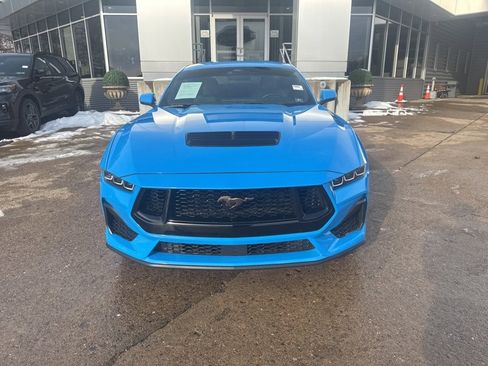 Used 2024 Ford Mustang GT Premium image 2