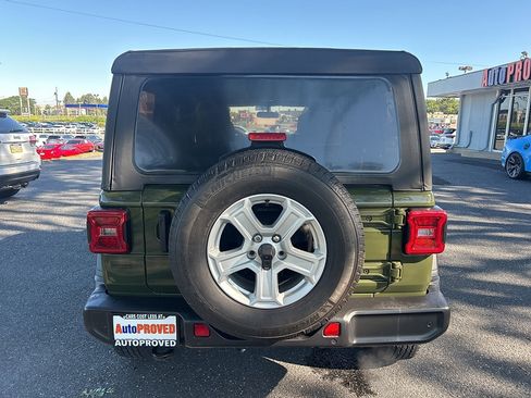 Used 2021 Jeep Wrangler Unlimited Sport image 6