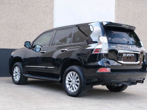 Used 2017 Lexus GX 460 Premium w/ Premium Package AWD/4WD image 14