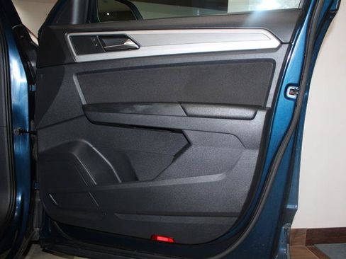 Used 2018 Volkswagen Atlas S AWD/4WD image 32