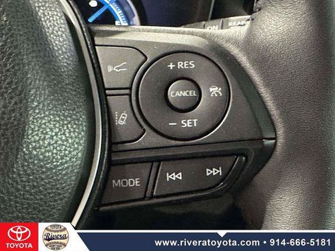 Certified 2023 Toyota RAV4 XLE w/ XLE Grade Weather Package AWD/4WD image 31