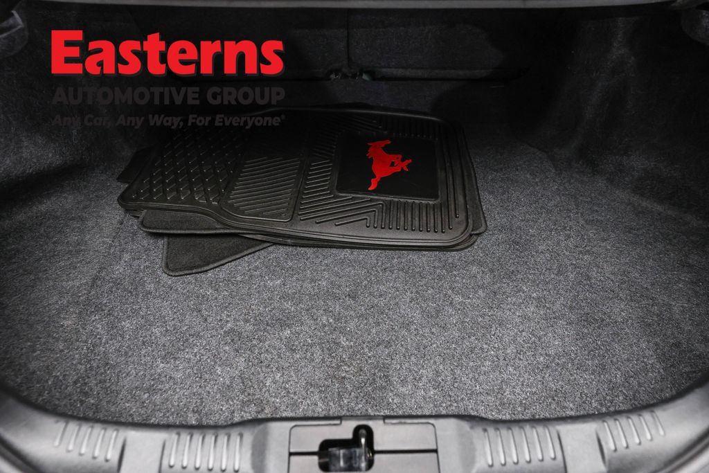 Used 2019 Ford Mustang Coupe RWD image 11