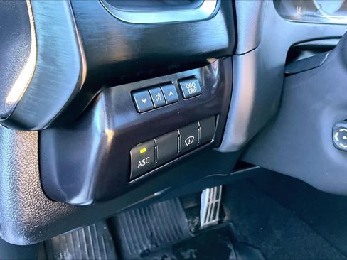 Used 2024 Lexus UX 250h F Sport image 33