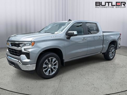 New 2026 Chevrolet Silverado 1500 LT w/ Convenience Package II RWD image 2