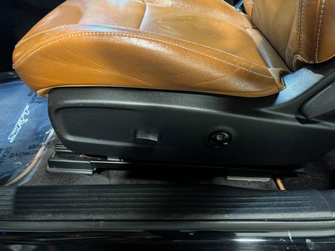 Used 2017 Dodge Challenger SRT Hellcat image 23