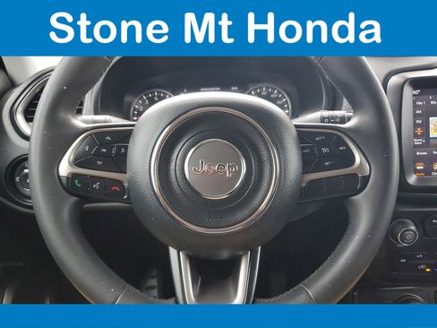 Used 2022 Jeep Renegade Latitude image 23