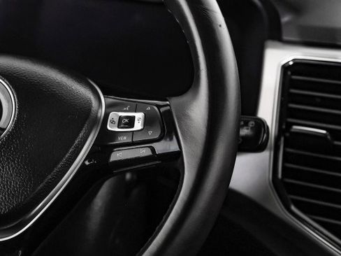 Used 2019 Volkswagen Atlas SEL image 18