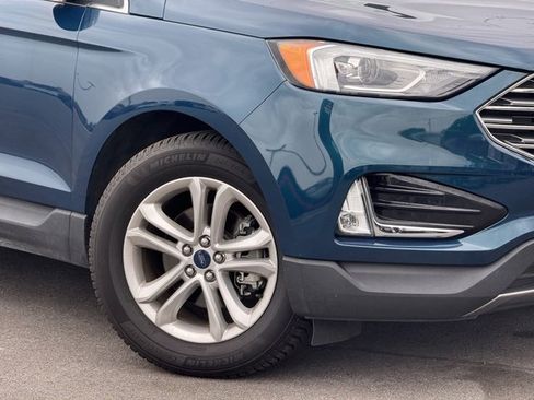 Used 2020 Ford Edge SEL image 2