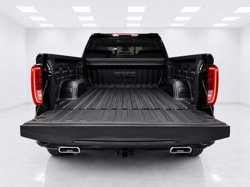 Used 2025 GMC Sierra 1500 Elevation w/ Elevation Premium Package AWD/4WD image 8