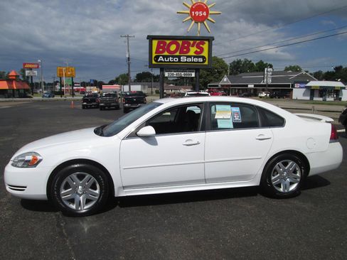 Used 2012 Chevrolet Impala LT w/ LT Sunroof Package FWD image 2