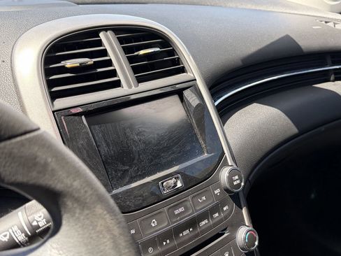 Used 2015 Chevrolet Malibu LT w/ Power Convenience Package FWD image 12