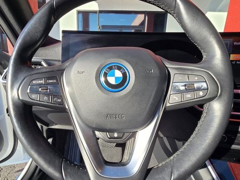 Used 2023 BMW i4 eDrive40 w/ Premium Package image 24