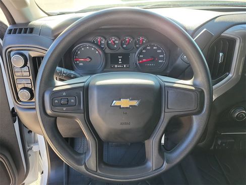 Used 2020 Chevrolet Silverado 1500 Custom w/ Custom Value Package image 21