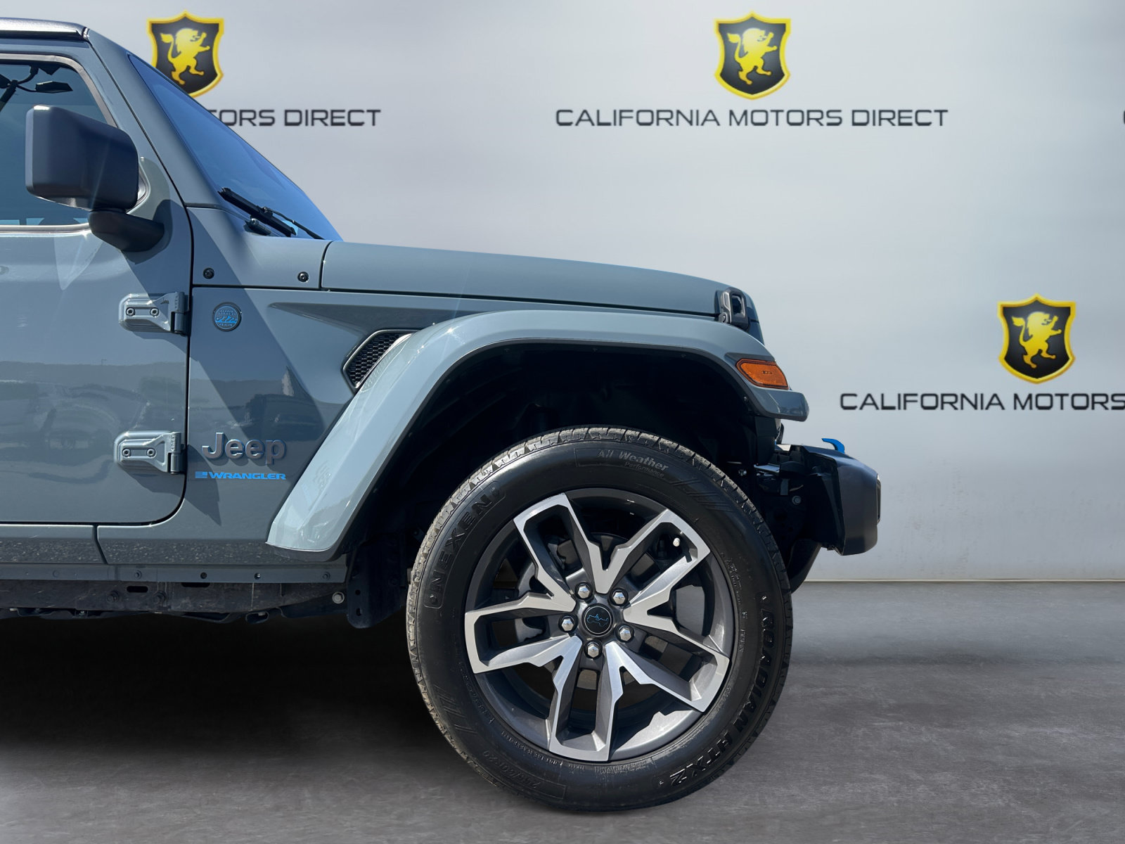 Used 2024 Jeep Wrangler Unlimited AWD/4WD image 14