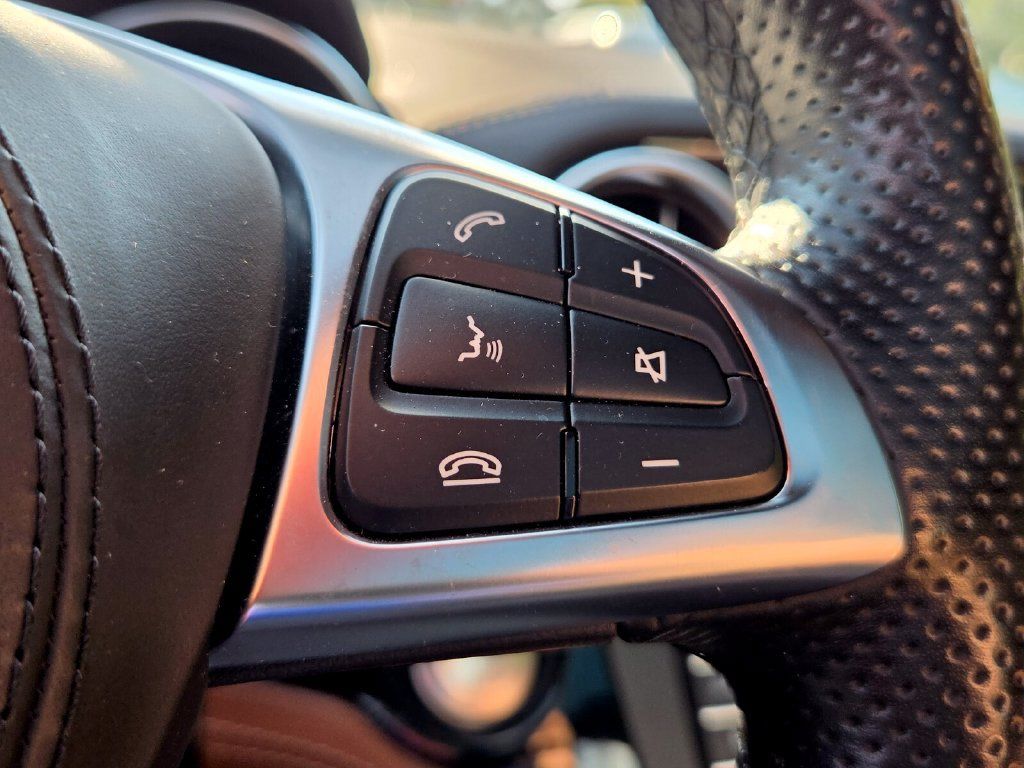 Used 2018 Mercedes-Benz SL 550 image 26