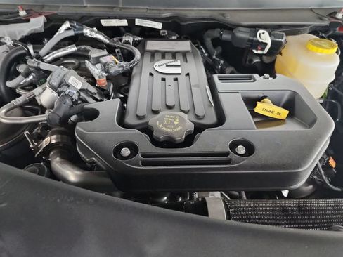 New 2026 RAM 2500 Big Horn AWD/4WD image 33