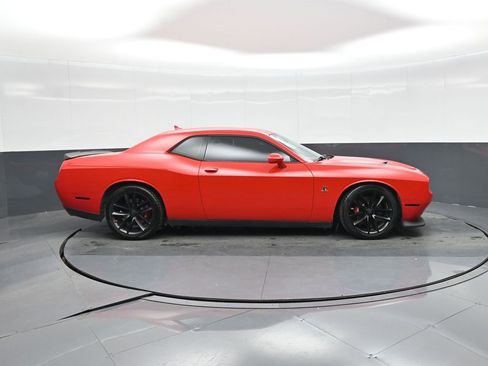 Used 2017 Dodge Challenger R/T Scat Pack image 13